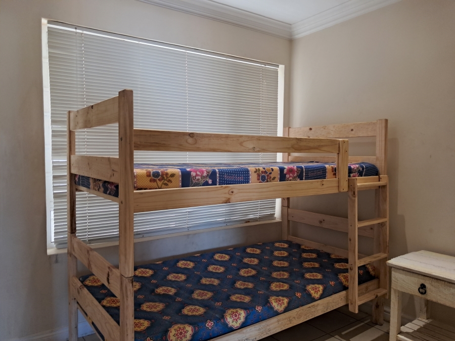 To Let 2 Bedroom Property for Rent in Jeffreys Bay Central Eastern Cape